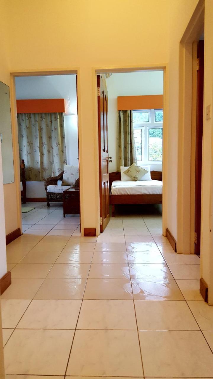 Hibiscus House Seychelles Self Catering Apartamento Victoria Exterior foto