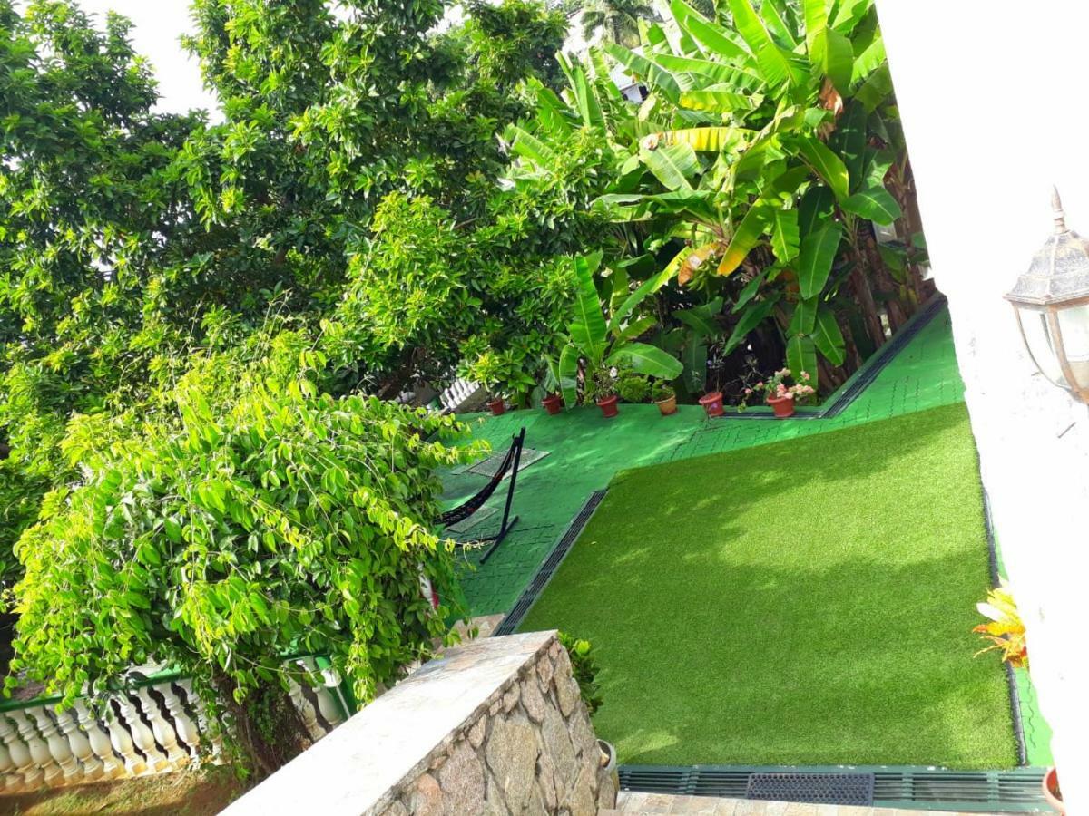 Hibiscus House Seychelles Self Catering Apartamento Victoria Exterior foto