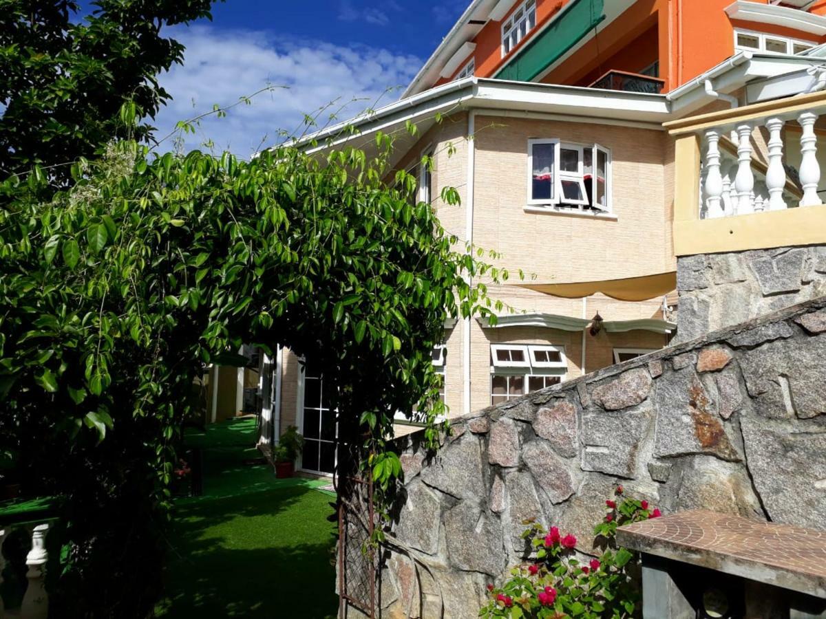 Hibiscus House Seychelles Self Catering Apartamento Victoria Exterior foto